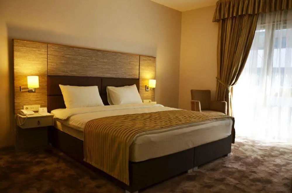 Orya Hotel Istanbul 2*,